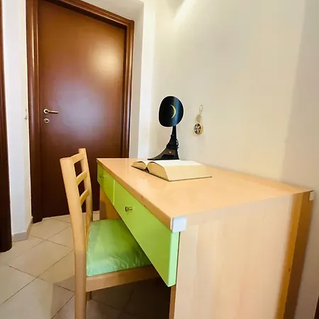 Center Navigli Flats Διαμέρισμα *